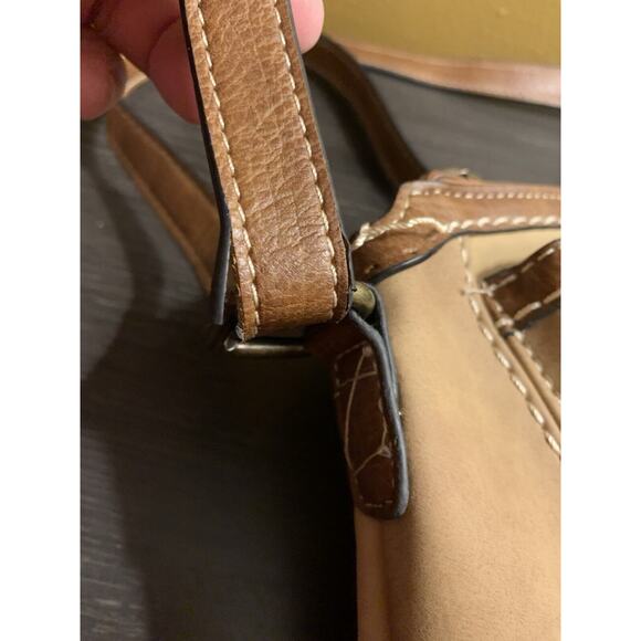 Vintage b.o.c. BORN Crossbody Purse 2 Tone Tan Faux‎ Suede Double Strap - Picture 5 of 15